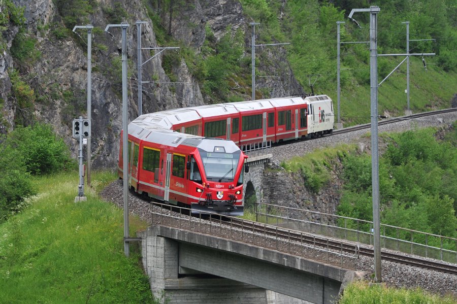 RhB Glacier Express, Allegra Triebwagen und andere (32)